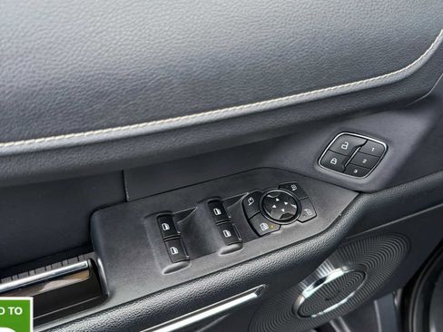 Used 2024 Ford Expedition Max XLT image 10