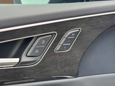 Used 2026 Audi Q8 Premium Plus AWD/4WD image 14