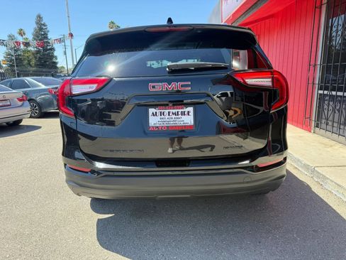 Used 2022 GMC Terrain SLE w/ Driver Convenience Package AWD/4WD image 6