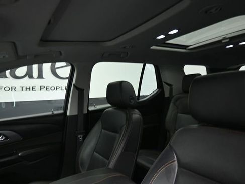Used 2021 Chevrolet Traverse Premier w/ Redline Edition image 17
