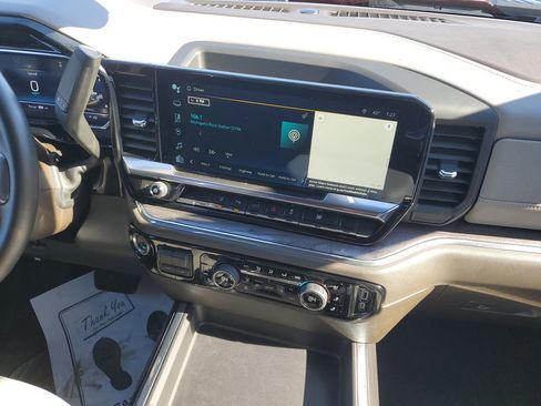 Used 2024 Chevrolet Silverado 2500 LTZ w/ LTZ Convenience Package image 31