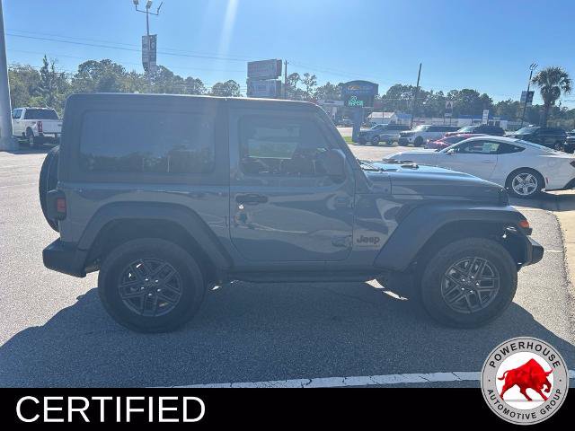 Used 2025 Jeep Wrangler Sport AWD/4WD image 8