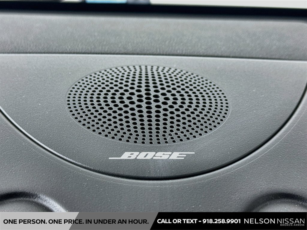 Used 2013 Nissan Rogue SV w/ Premium Pkg AWD/4WD image 19
