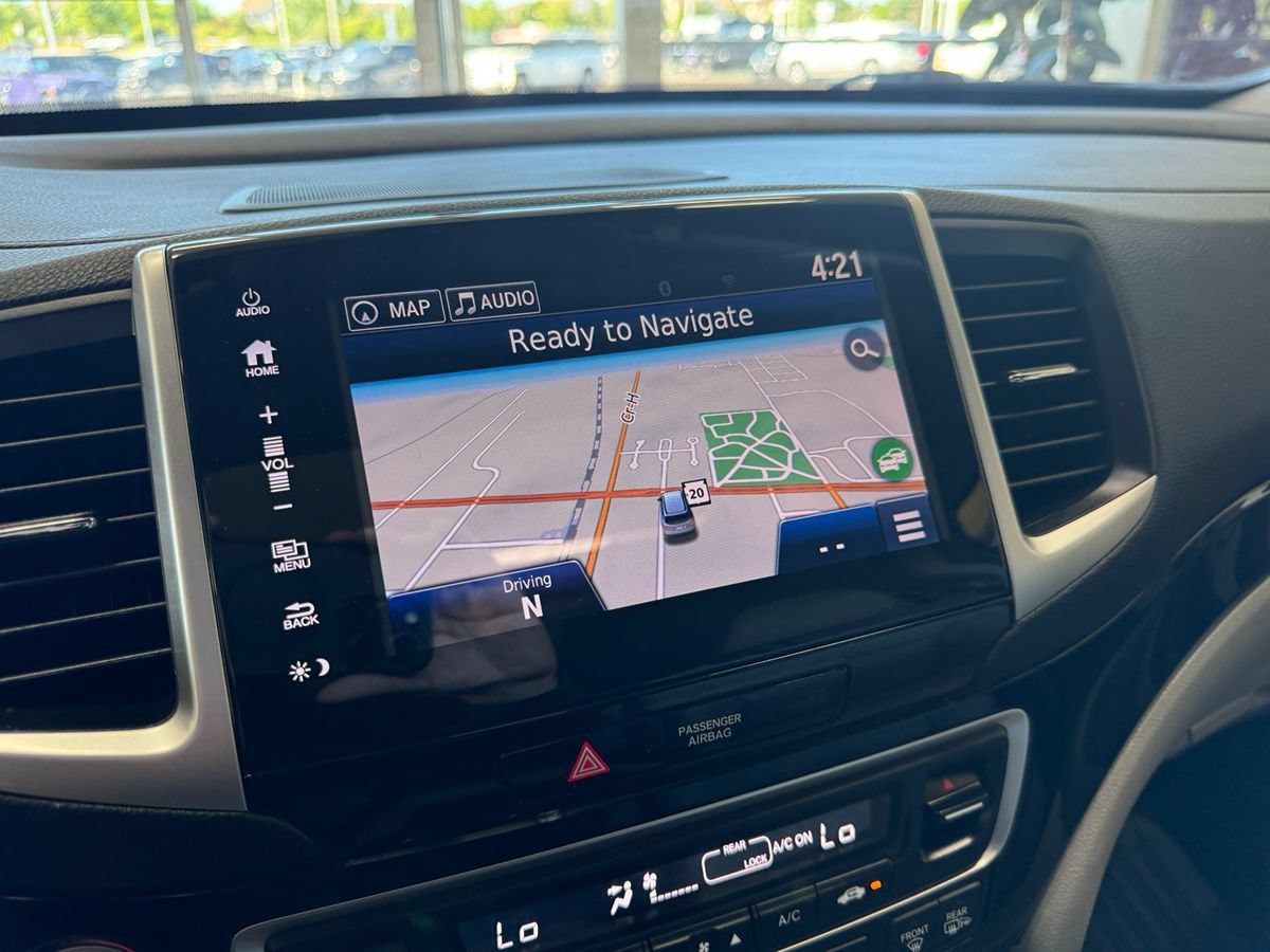 Used 2017 Honda Pilot Touring image 23