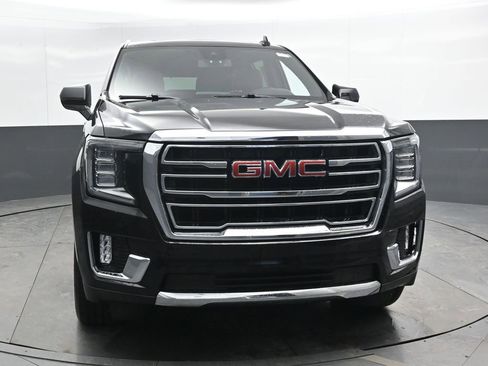 Used 2023 GMC Yukon XL SLT AWD/4WD image 6