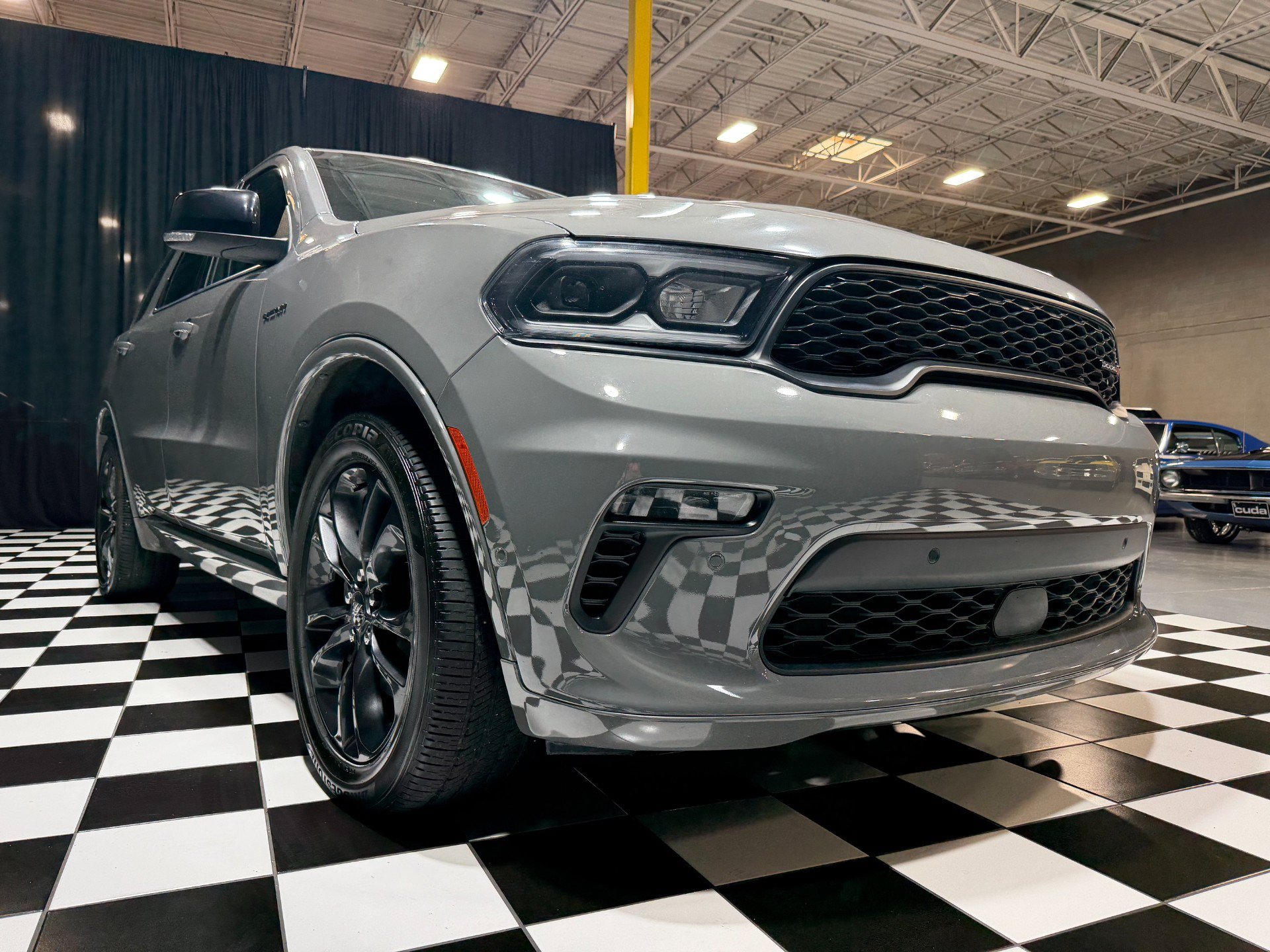 Used 2023 Dodge Durango R/T w/ Blacktop Package AWD/4WD image 13