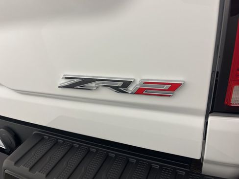 New 2026 Chevrolet Silverado 2500 ZR2 AWD/4WD image 20