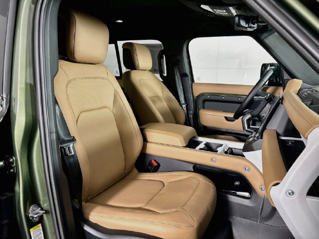 New 2026 Land Rover Defender 110 X-Dynamic SE AWD/4WD image 26
