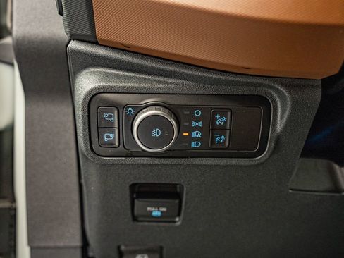 Used 2024 Ford Bronco Outer Banks AWD/4WD image 20