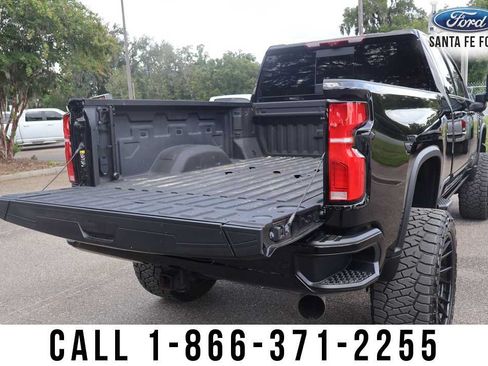 Used 2025 Chevrolet Silverado 2500 High Country w/ High Country Premium Package AWD/4WD image 17