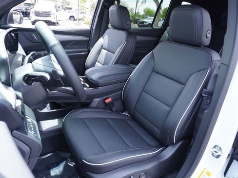 New 2026 Buick Enclave Preferred image 14