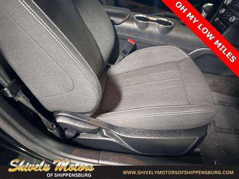 Used 2022 Ford Mustang Coupe image 30