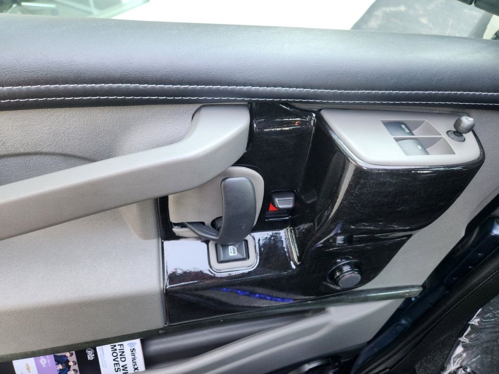 Used 2021 Chevrolet Express 2500 Extended w/ Enhanced Convenience Package RWD image 19