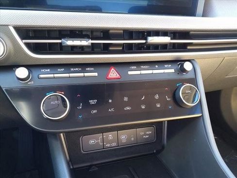 Used 2024 Hyundai Sonata Limited image 25