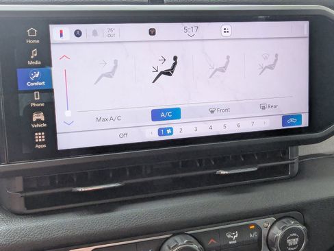 New 2026 Jeep Gladiator Sport image 7