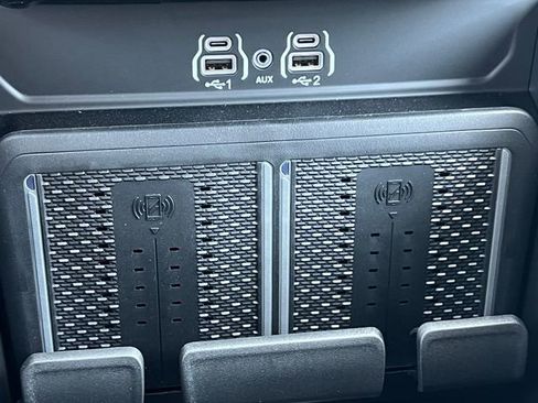 New 2026 RAM 2500 Laramie AWD/4WD image 33