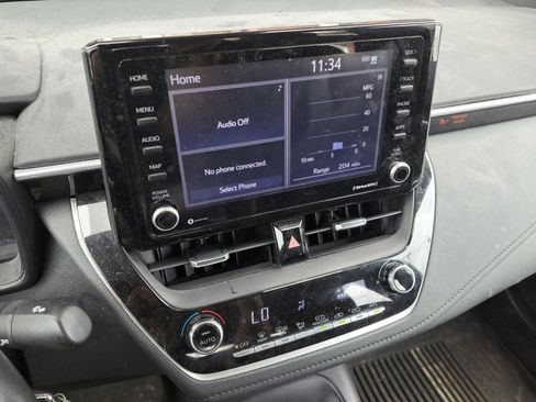 Used 2022 Toyota Corolla SE FWD image 30