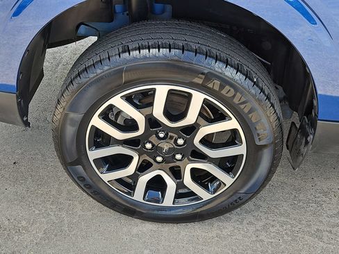 Used 2024 Ford Maverick Lariat FWD image 10