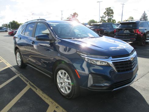Used 2023 Chevrolet Equinox LT image 7