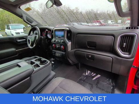 Used 2019 Chevrolet Silverado 1500 LT Trail Boss w/ Convenience Package AWD/4WD image 29