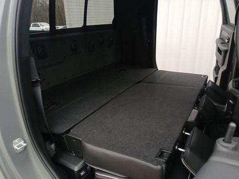 New 2026 RAM 2500 Limited image 24