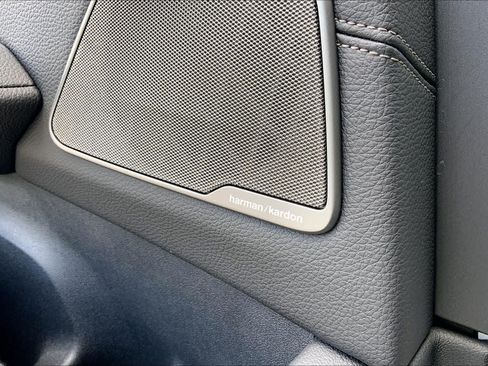 Used 2018 BMW 540i RWD image 33