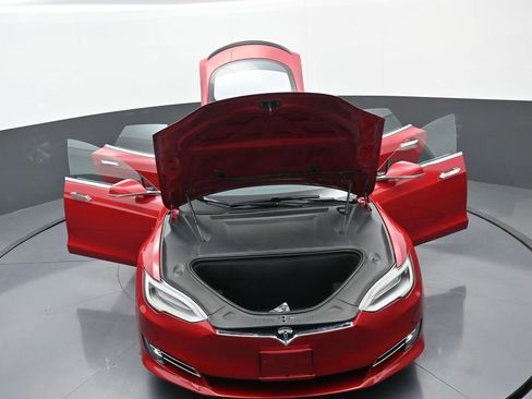 Used 2021 Tesla Model S Performance AWD/4WD image 38