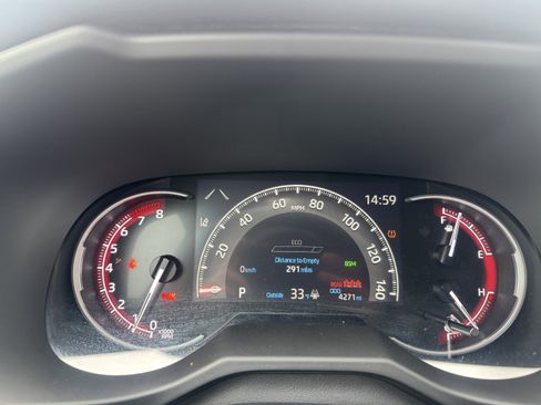 Used 2024 Toyota RAV4 XLE image 21