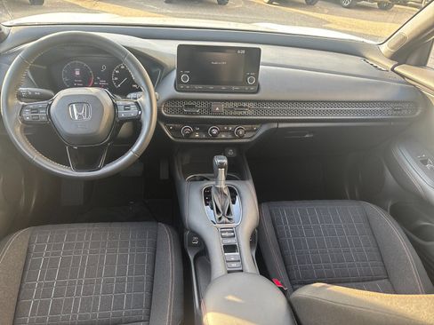 Used 2023 Honda HR-V Sport image 14