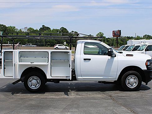 Used 2024 RAM 2500 Tradesman RWD image 11