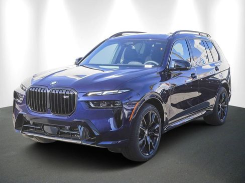 New 2026 BMW X7 M60i AWD/4WD image 3
