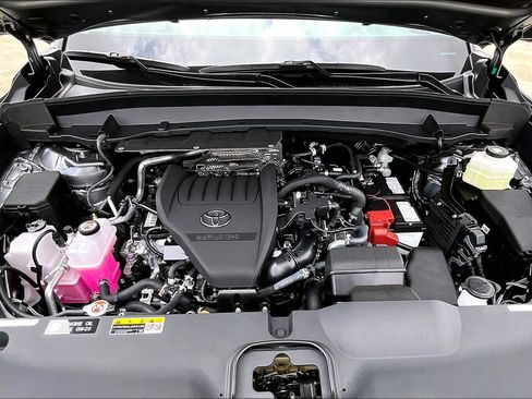 Used 2026 Toyota Grand Highlander Limited image 32