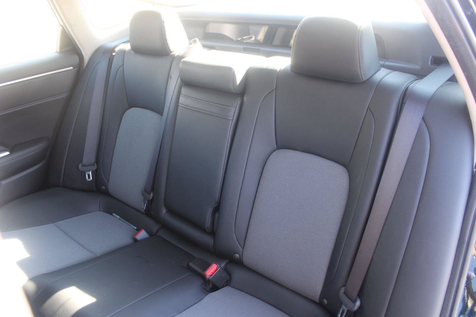Used 2018 Honda Clarity Plug-In Hybrid image 17