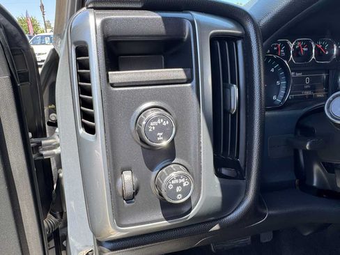 Used 2017 Chevrolet Silverado 1500 LT w/ High Desert Package AWD/4WD image 27