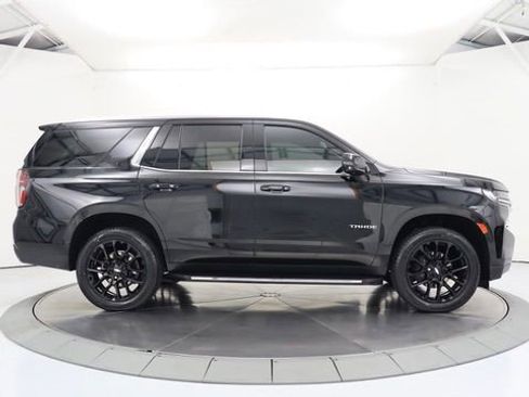 Used 2022 Chevrolet Tahoe LT w/ LT Signature Package RWD image 6