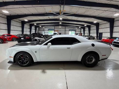 Used 2019 Dodge Challenger SRT Hellcat Redeye RWD image 57
