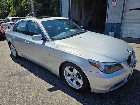 Used 2007 BMW 530i Sedan RWD image 3