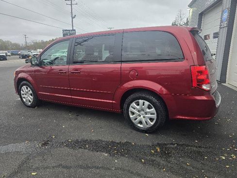 Used 2015 Dodge Grand Caravan SE w/ Quick Order Package 29E SE image 3