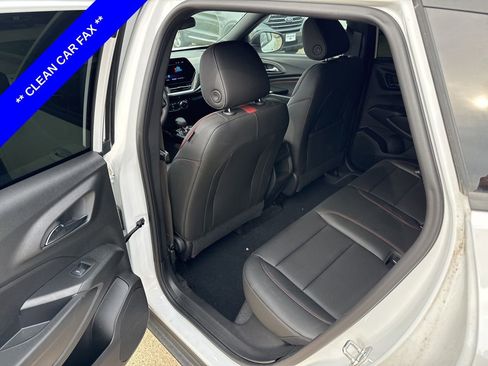 Used 2025 Chevrolet Trax RS image 7