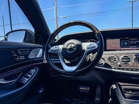 Used 2019 Mercedes-Benz S 560 Sedan image 15