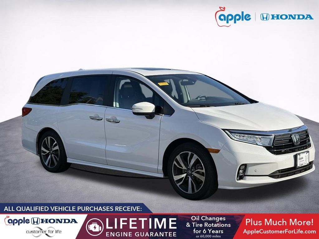 Used 2024 Honda Odyssey Touring image 1