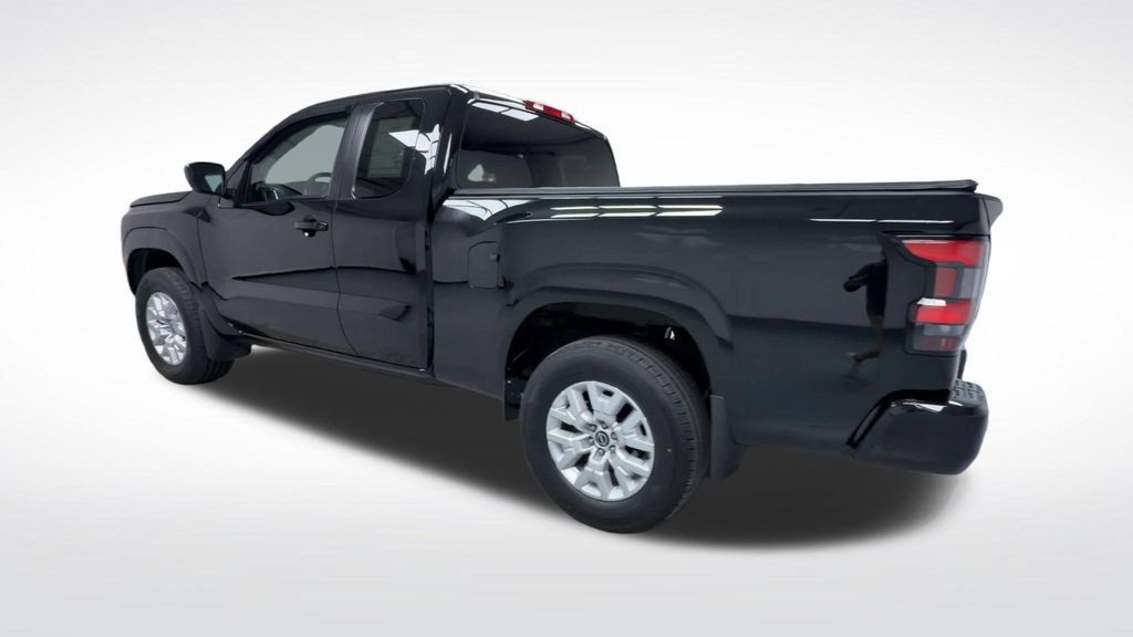 Used 2023 Nissan Frontier SV w/ SV Convenience Package AWD/4WD image 6