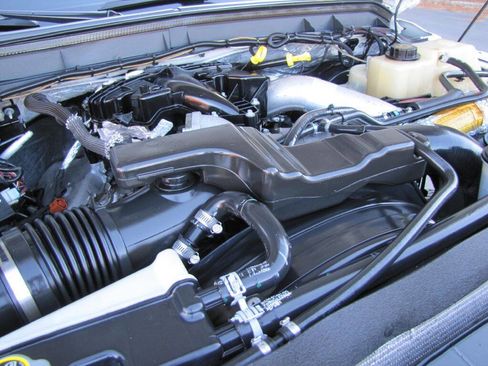 Used 2015 Ford F250 Lariat w/ Lariat Ultimate Package image 39