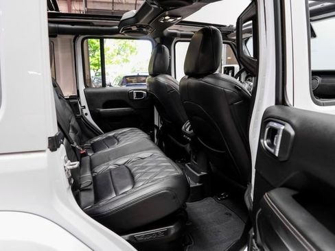 Used 2021 Jeep Wrangler Unlimited Sahara w/ Cold Weather Group AWD/4WD image 70