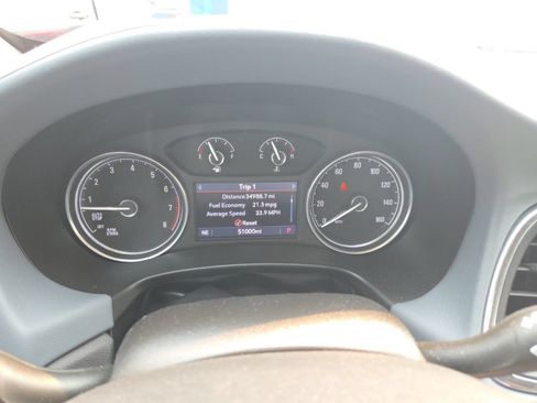 Used 2021 Buick Enclave Essence w/ Sound and Sites Package AWD/4WD image 18