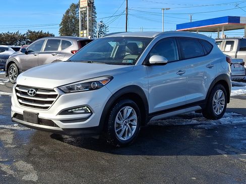 Used 2017 Hyundai Tucson SE Plus w/ Cargo Package image 3