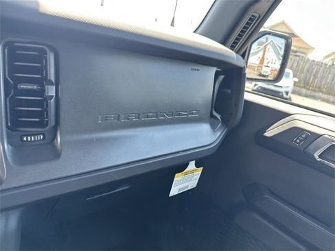 New 2025 Ford Bronco Badlands w/ Sasquatch Package image 24