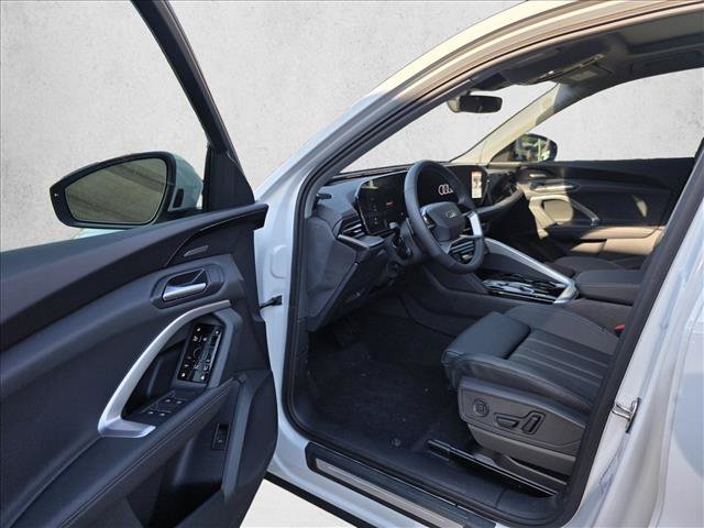 Certified 2025 Audi Q5 Premium Plus w/ Premium Plus AWD/4WD image 14