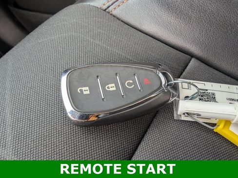 Used 2017 Chevrolet Trax LT w/ LT Convenience Package image 2