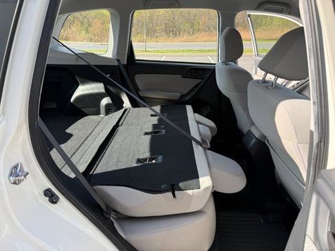 Used 2016 Subaru Forester 2.5i w/ Alloy Wheel Package image 20